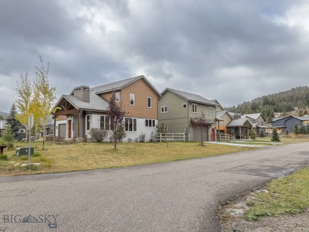 313 Spruce Cone Big Sky MT 59716