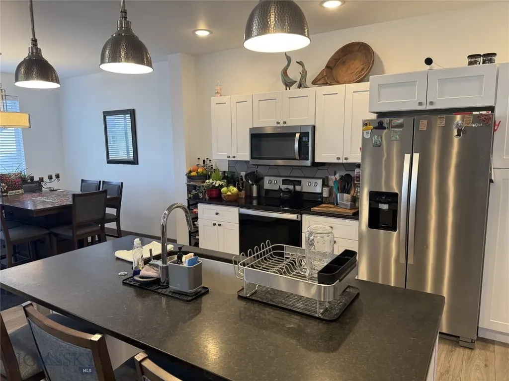 1142 Samantha Lane Bozeman MT 59718
