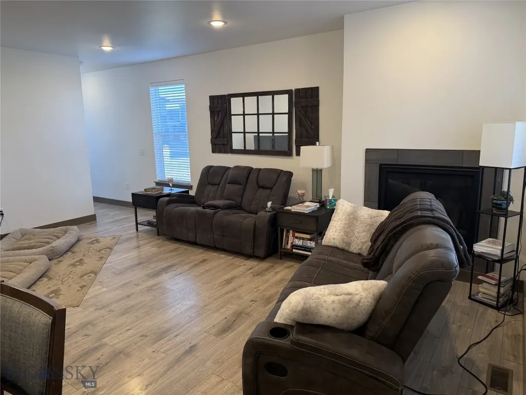 1142 Samantha Lane Bozeman MT 59718
