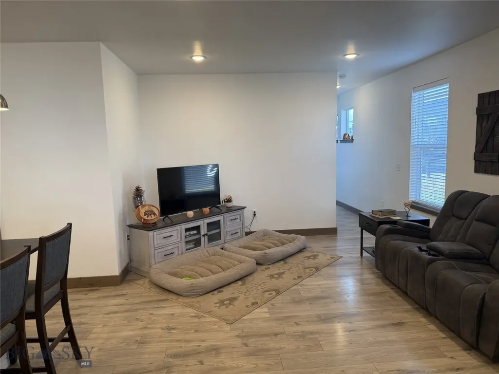1142 Samantha Lane Bozeman MT 59718