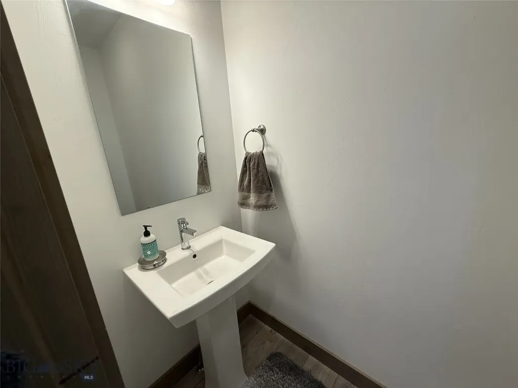 1142 Samantha Lane Bozeman MT 59718