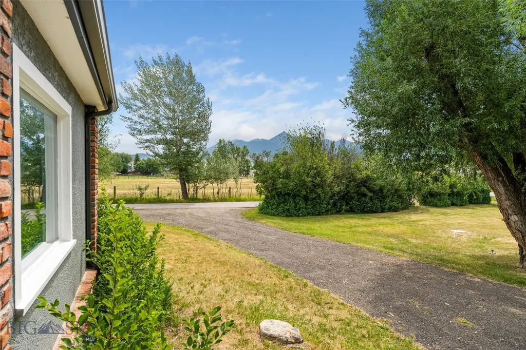 84 Canyon View Drive Livingston MT 59047