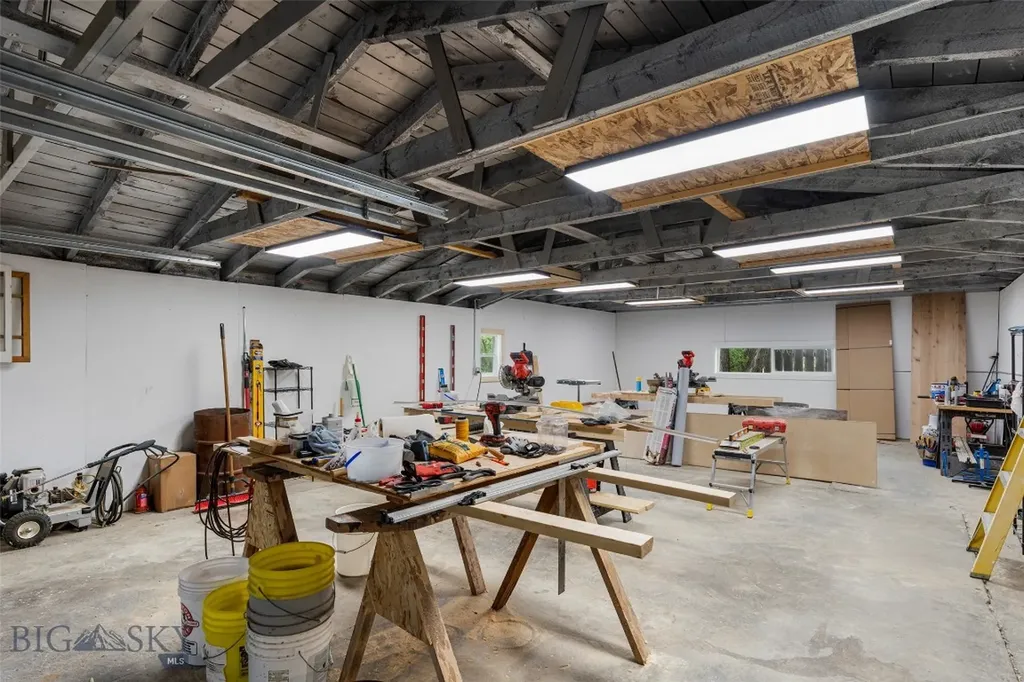 84 Canyon View Drive Livingston MT 59047