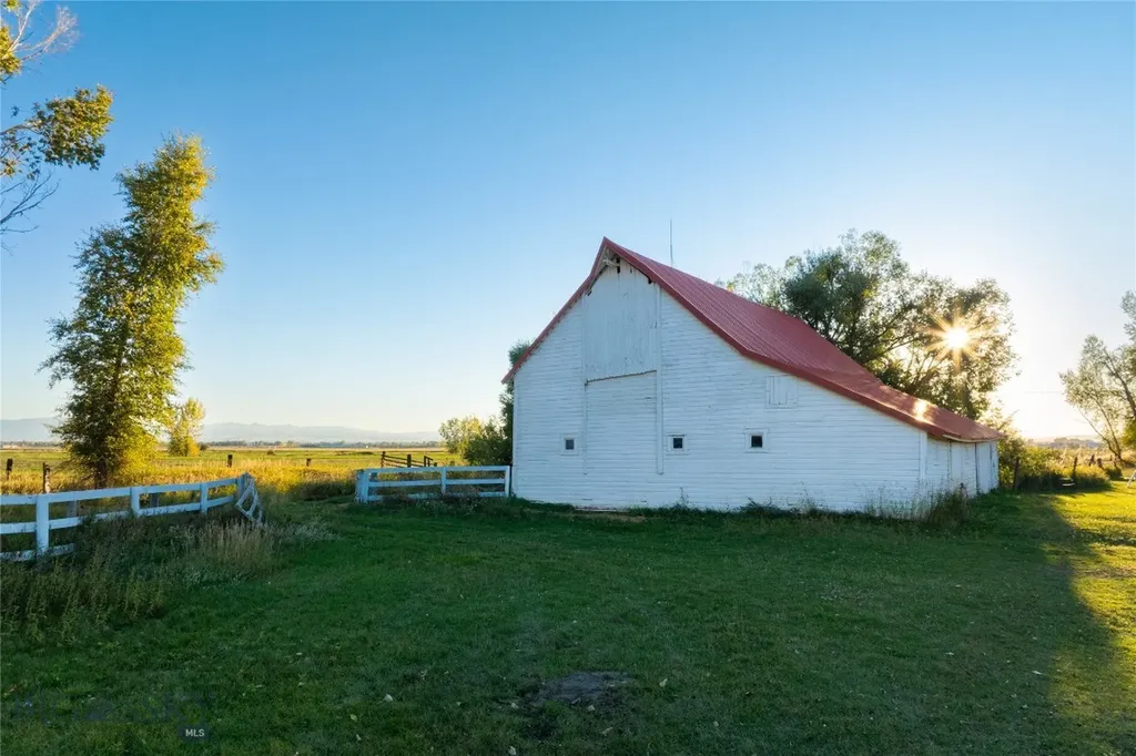 Lot 5 Penwell Bridge Farm Belgrade MT 59714