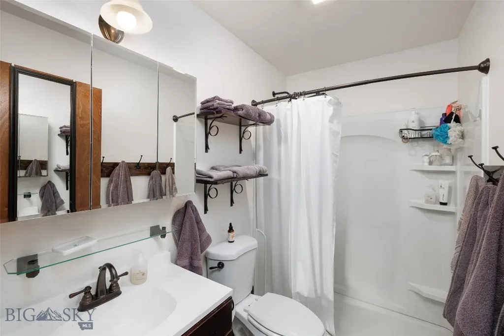 301 Pearl Drive Belgrade MT 59714