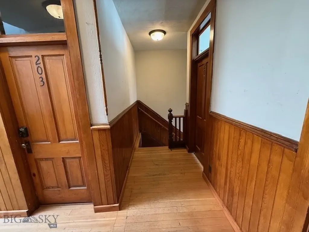 23 W Main Street Belgrade MT 59714