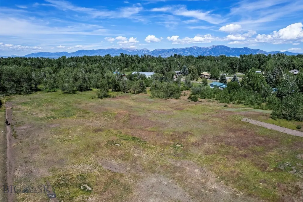 Tbd Elk Lane Bozeman MT 59718