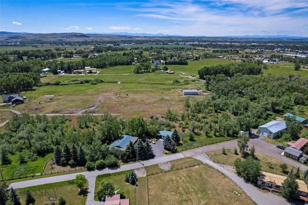Tbd Elk Lane Bozeman MT 59718