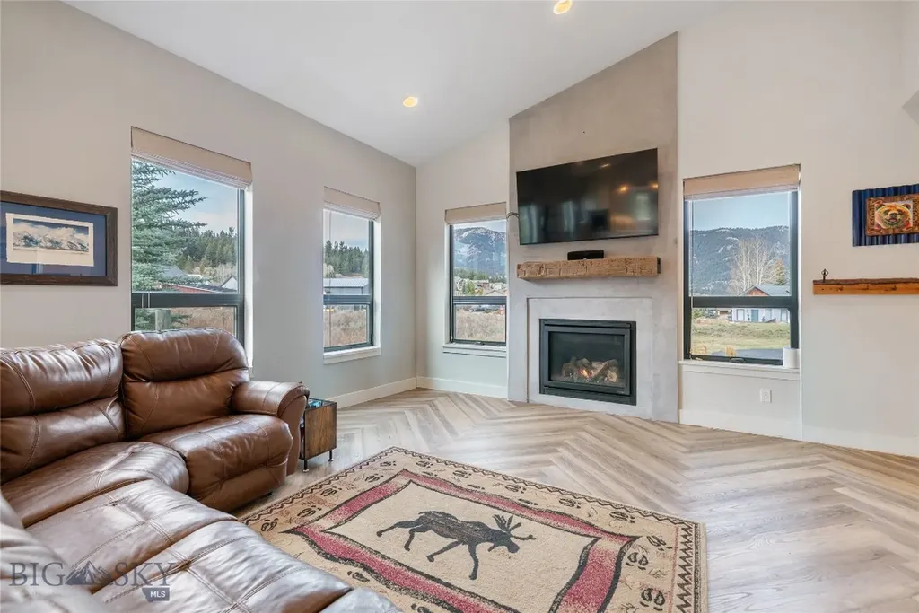 30 Whitefish Drive Big Sky MT 59716