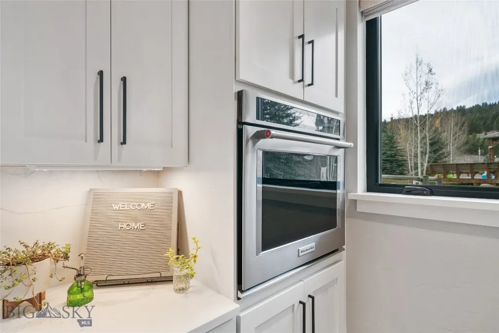 30 Whitefish Drive Big Sky MT 59716