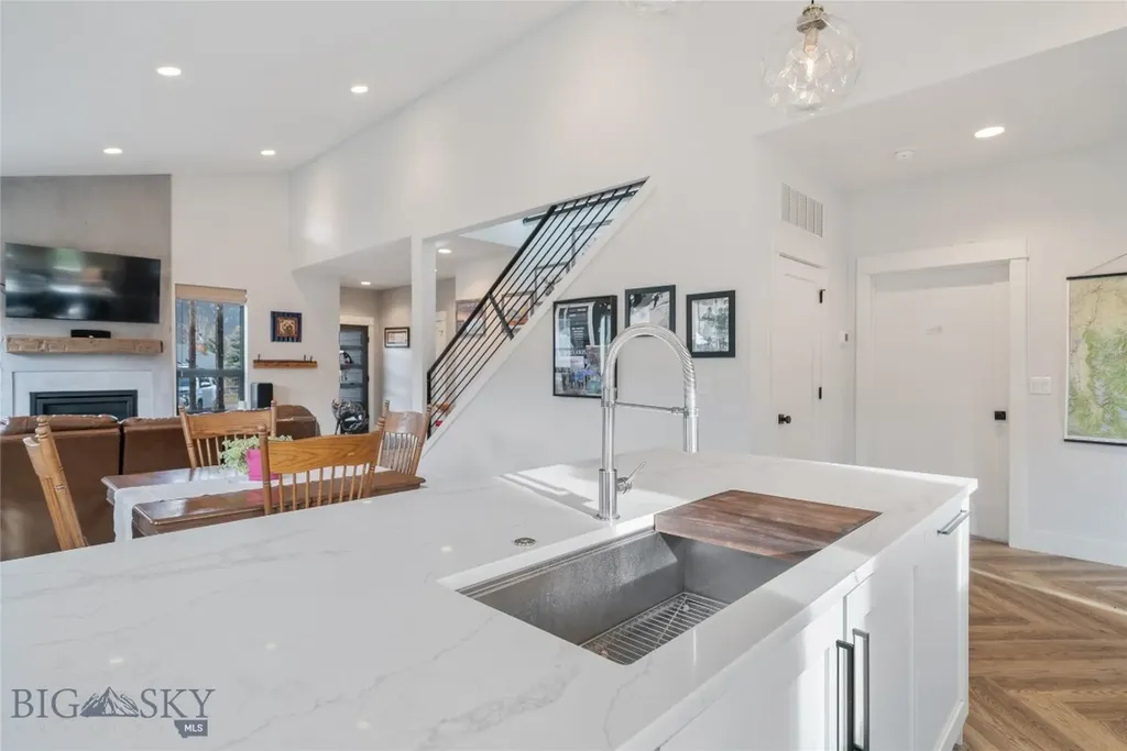 30 Whitefish Drive Big Sky MT 59716