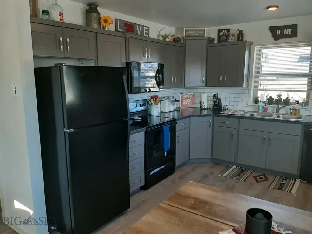 3340 Sora Way Bozeman MT 59718