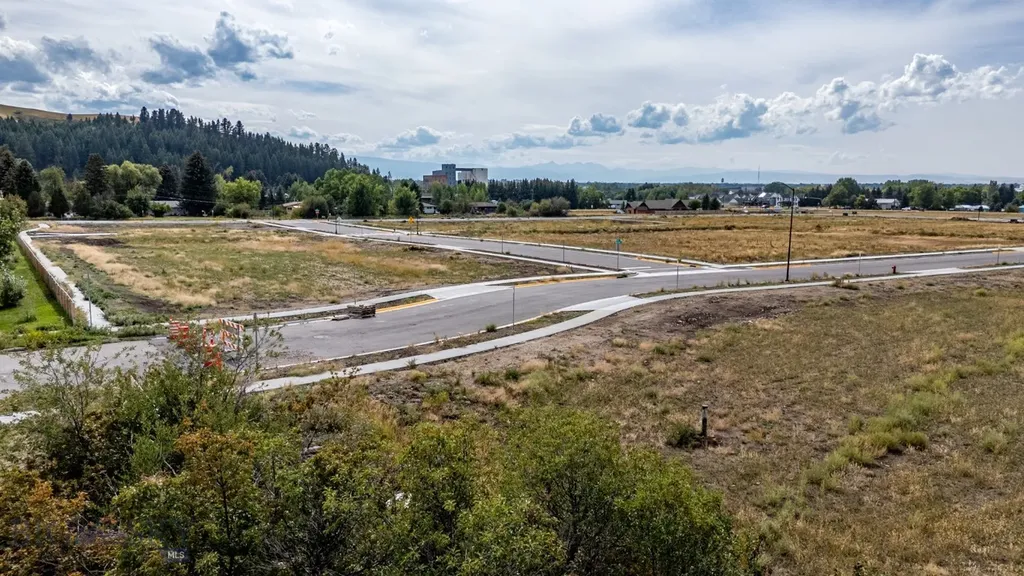 Tbd Canyon Gate/lucy Lane Boulevard Bozeman MT 59715