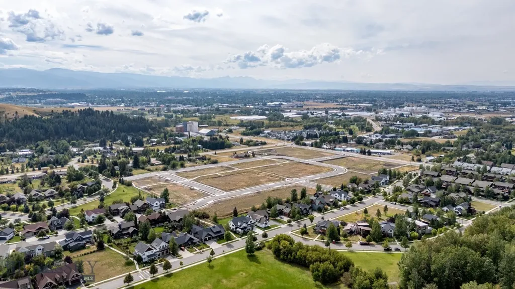 Tbd Canyon Gate/lucy Lane Boulevard Bozeman MT 59715