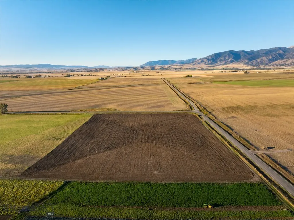 Lot 3 Penwell Bridge Farm Belgrade MT 59714