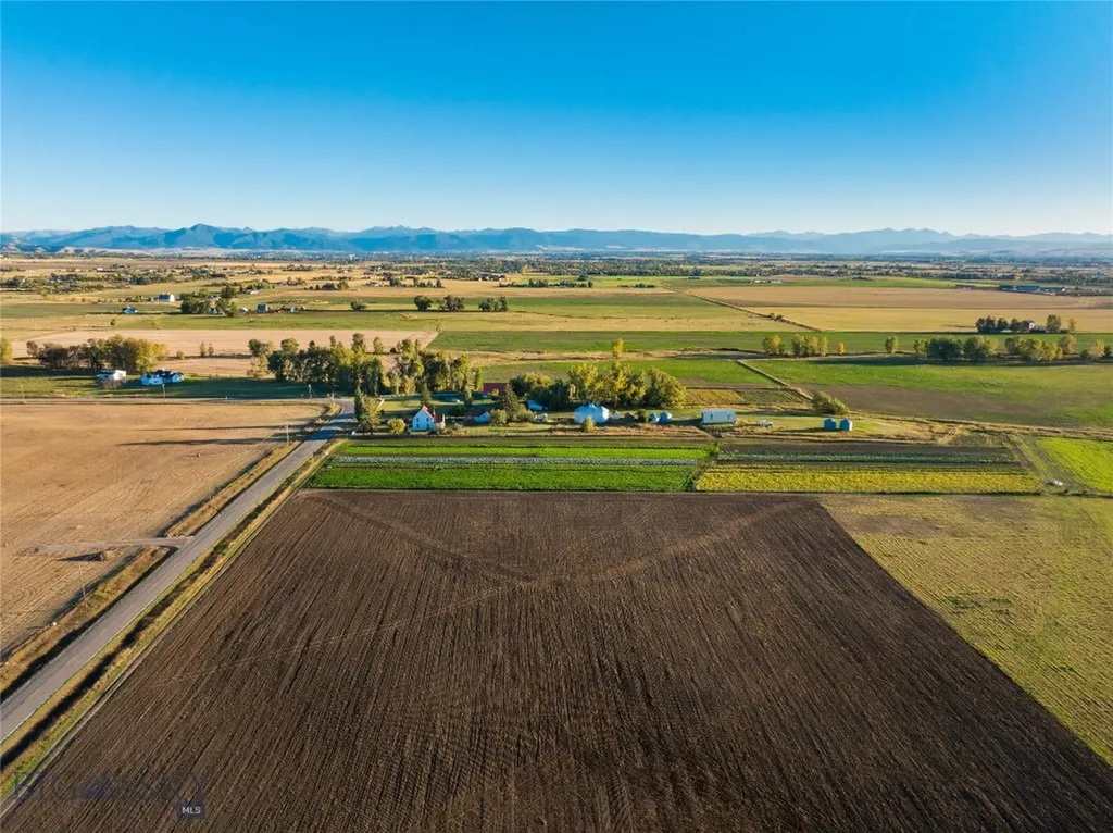 Lot 3 Penwell Bridge Farm Belgrade MT 59714