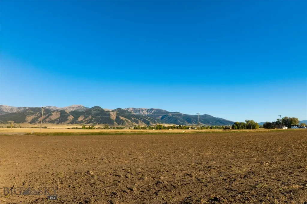 Lot 3 Penwell Bridge Farm Belgrade MT 59714