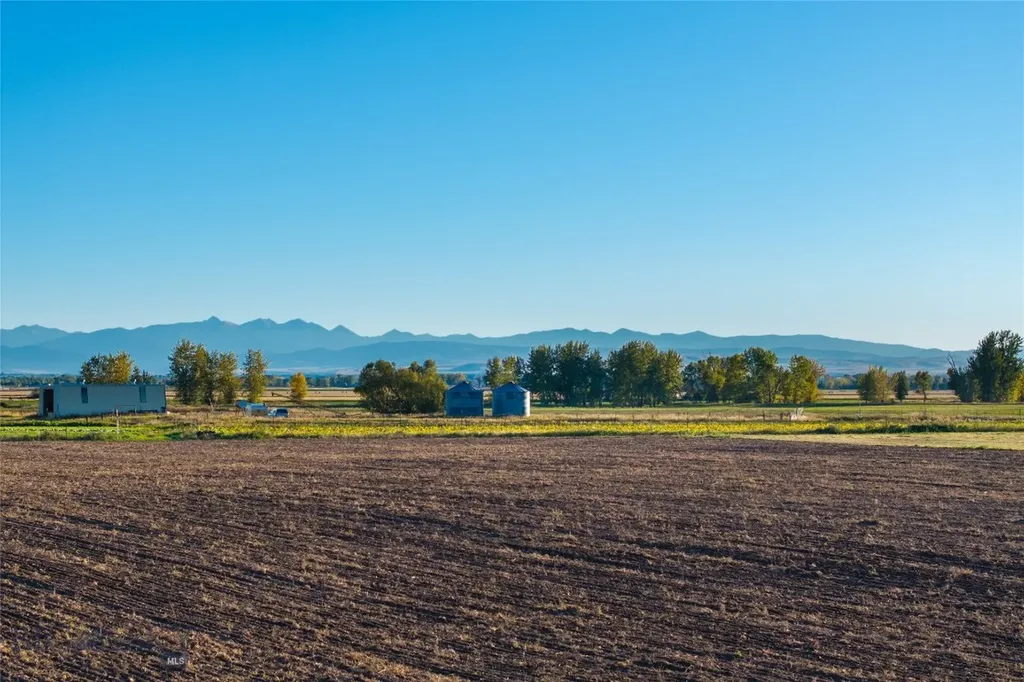 Lot 3 Penwell Bridge Farm Belgrade MT 59714