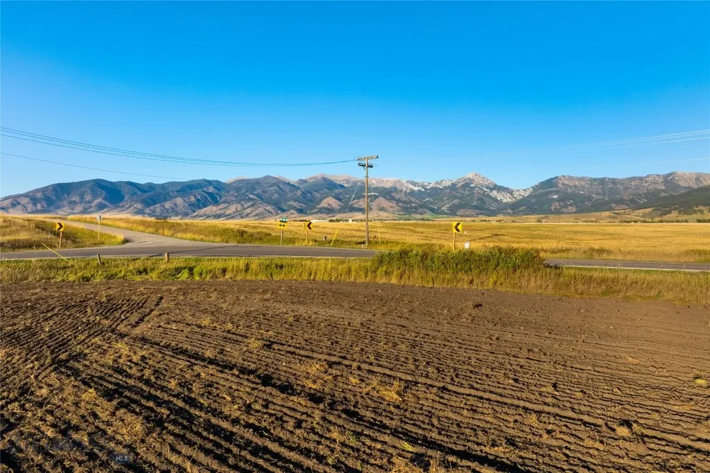 Lot 2 Penwell Bridge Farm Belgrade MT 59714