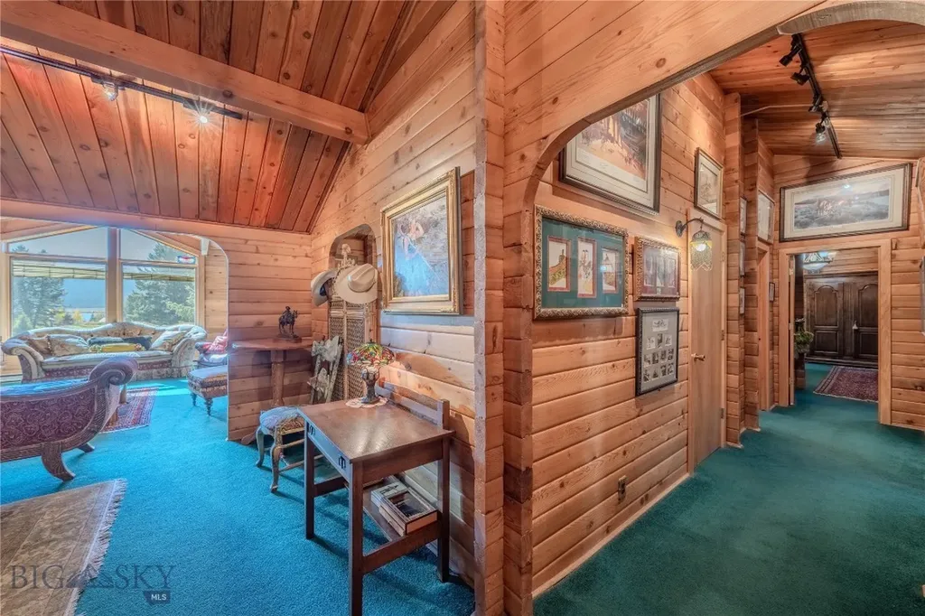 170 Loop Lane West Yellowstone MT 59758