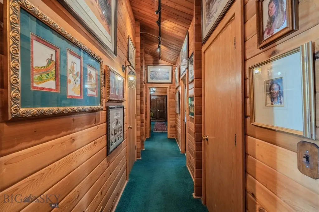 170 Loop Lane West Yellowstone MT 59758