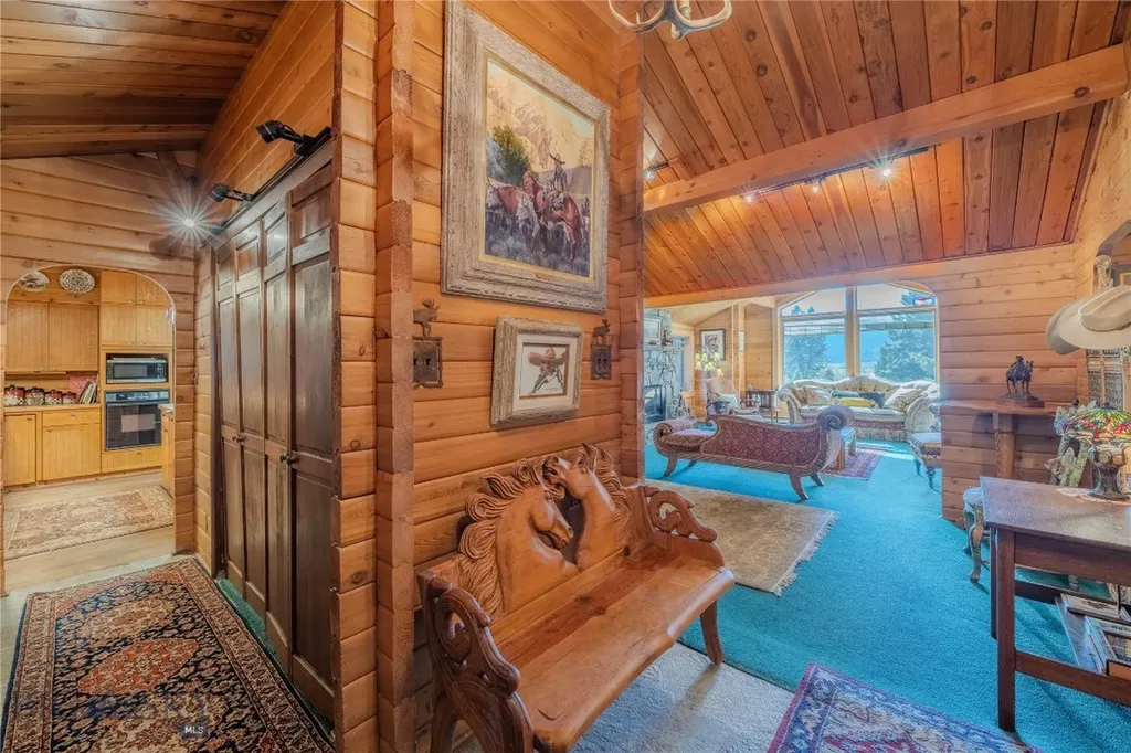 170 Loop Lane West Yellowstone MT 59758