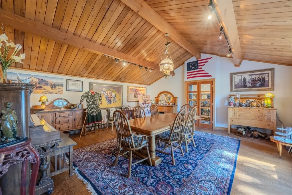 170 Loop Lane West Yellowstone MT 59758