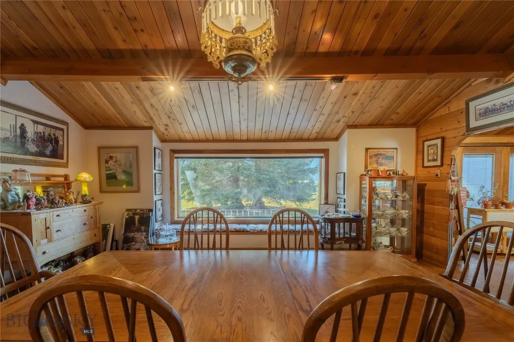 170 Loop Lane West Yellowstone MT 59758