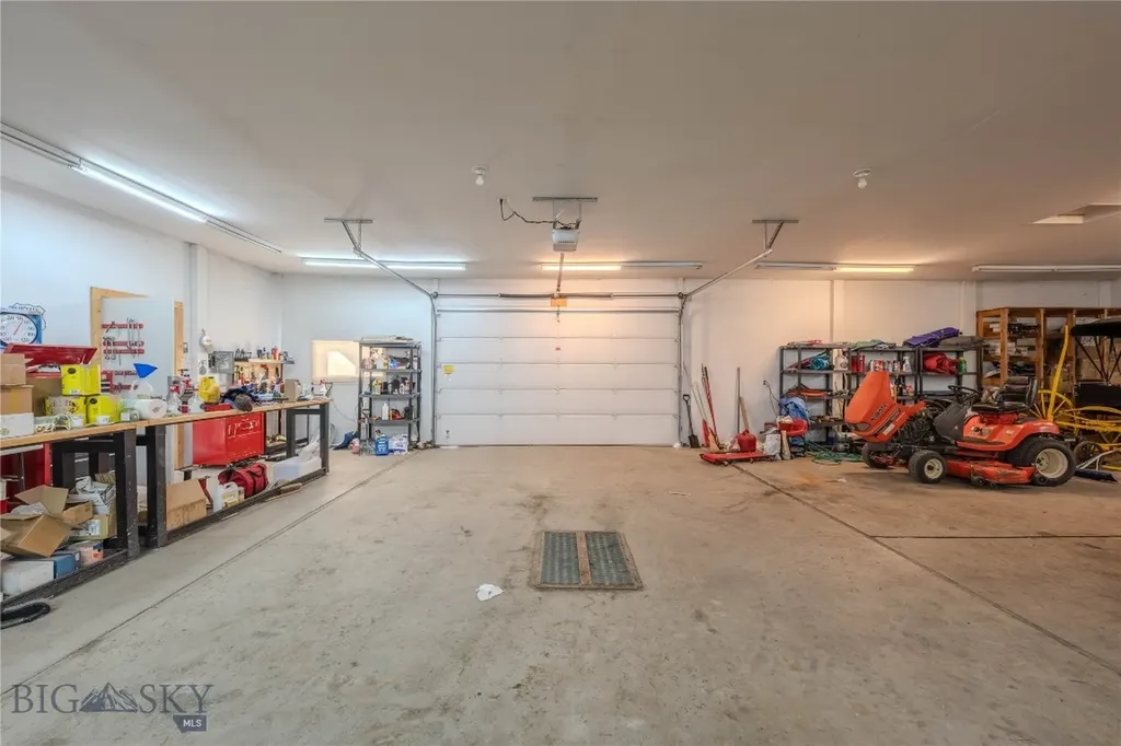 170 Loop Lane West Yellowstone MT 59758