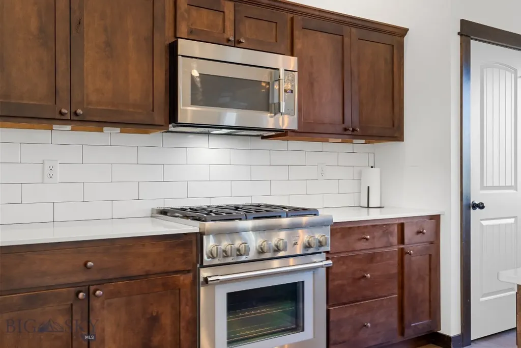 1097 Stewart Loop Bozeman MT 59718