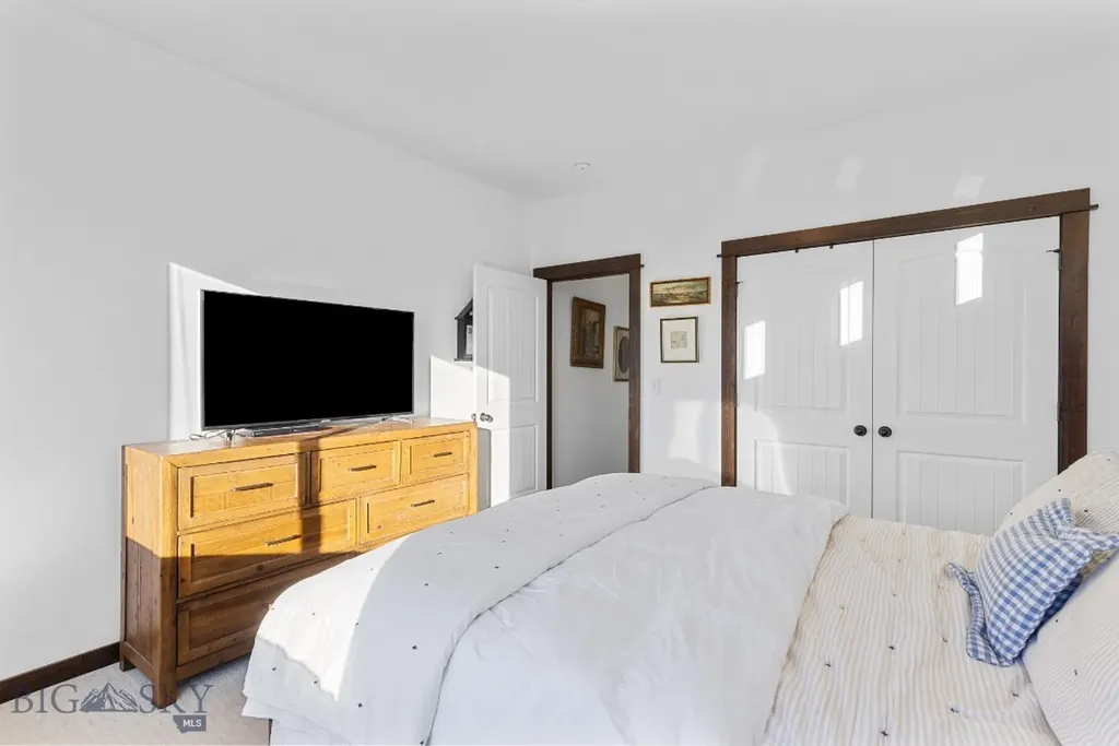 1097 Stewart Loop Bozeman MT 59718