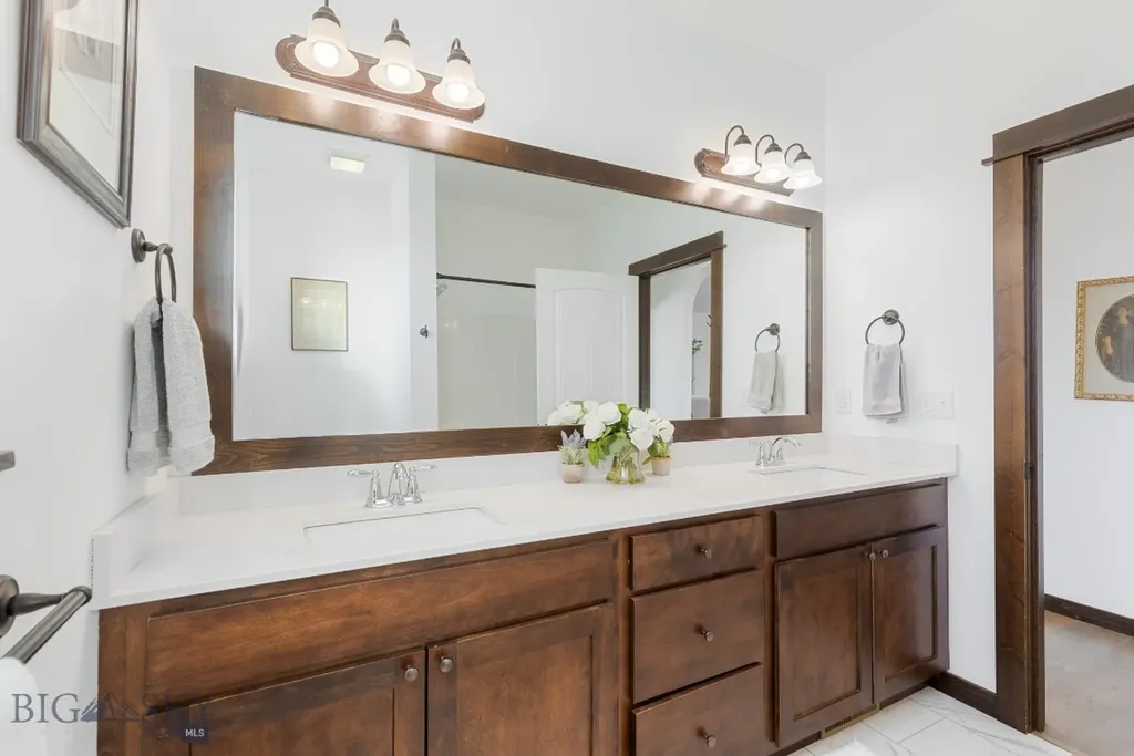 1097 Stewart Loop Bozeman MT 59718