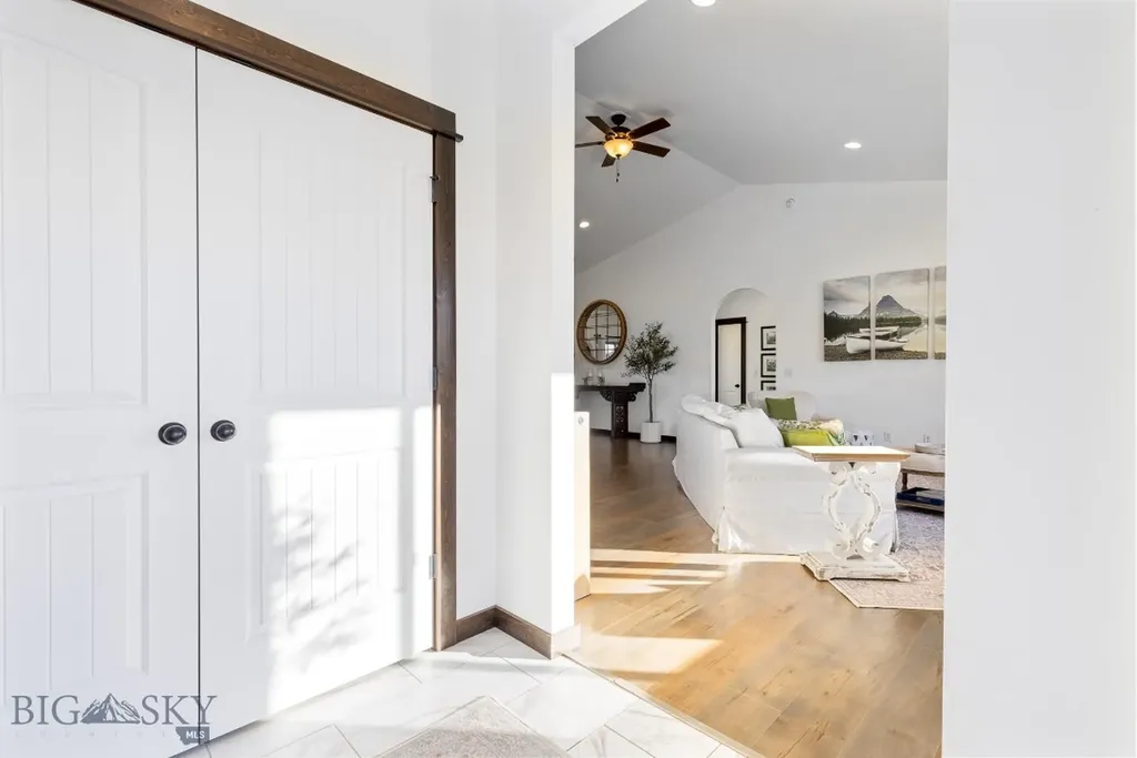 1097 Stewart Loop Bozeman MT 59718