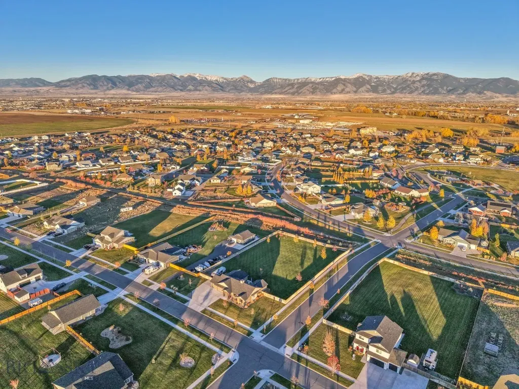 1097 Stewart Loop Bozeman MT 59718