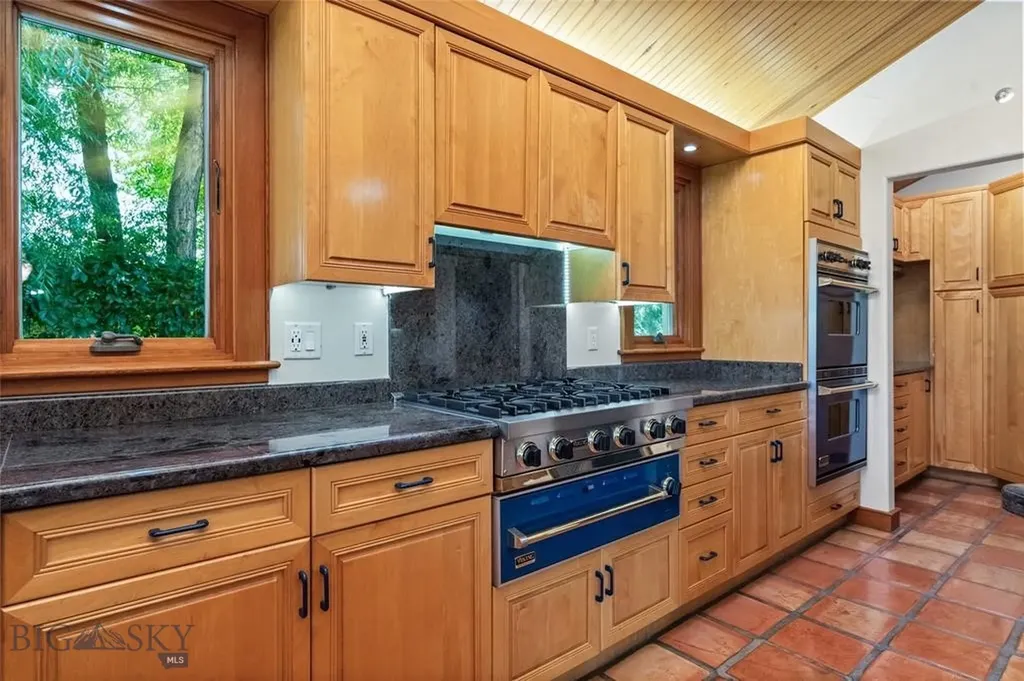 2715 Park Garden Lane Great Falls MT 59404
