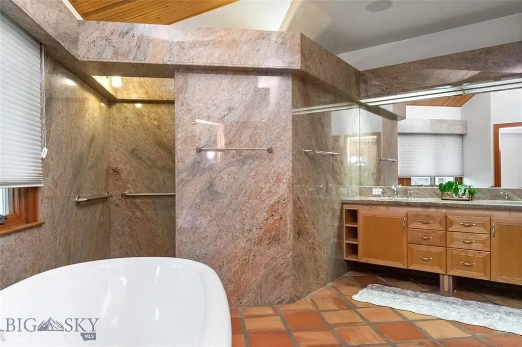 2715 Park Garden Lane Great Falls MT 59404