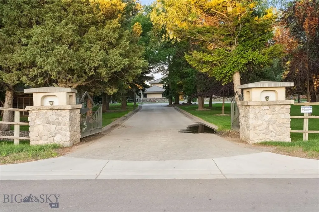 2715 Park Garden Lane Great Falls MT 59404