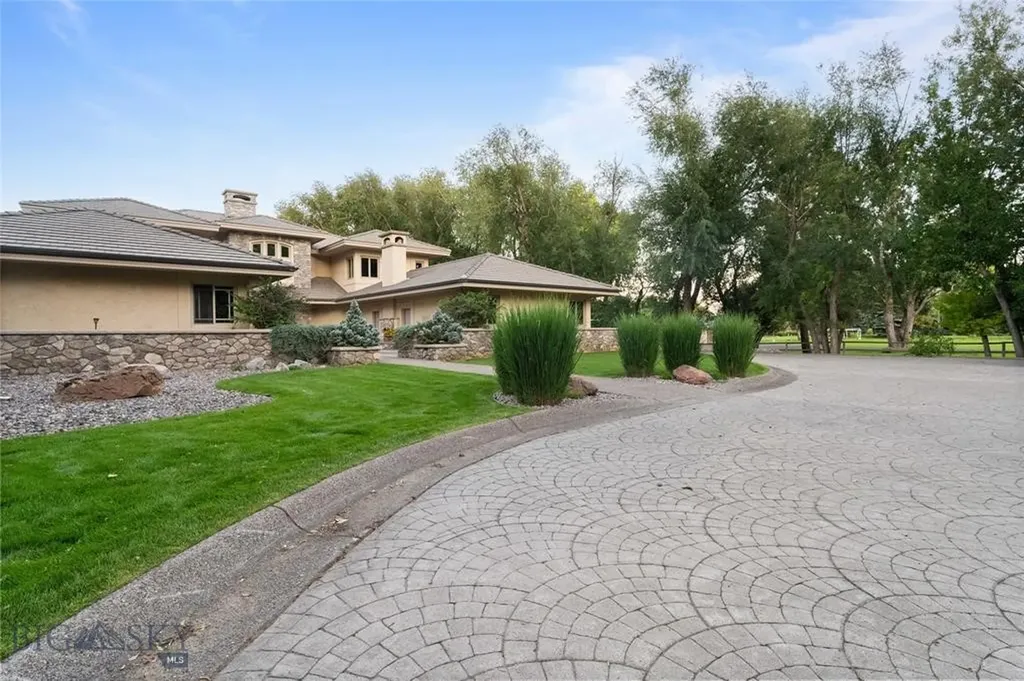 2715 Park Garden Lane Great Falls MT 59404