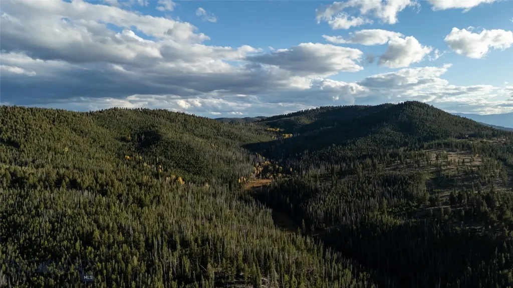 1120 Yellowstone Trail Deer Lodge MT 59722