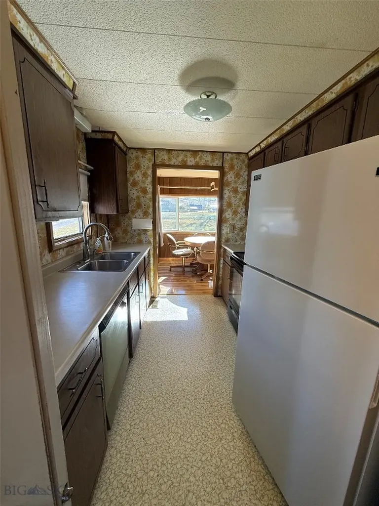 119 Columbus Avenue Dupuyer MT 59432