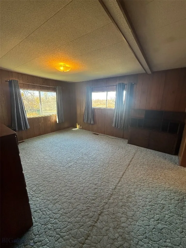 119 Columbus Avenue Dupuyer MT 59432