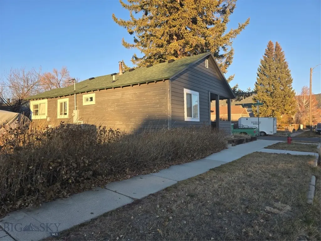 1727 A Street Butte MT 59701