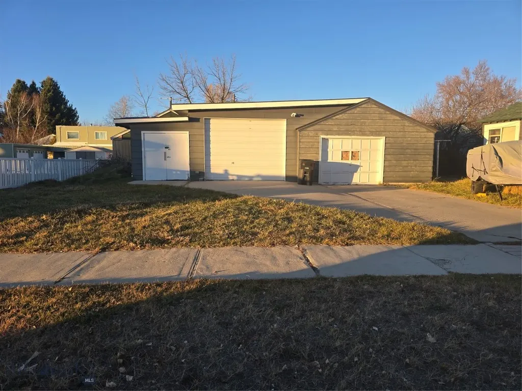 1727 A Street Butte MT 59701
