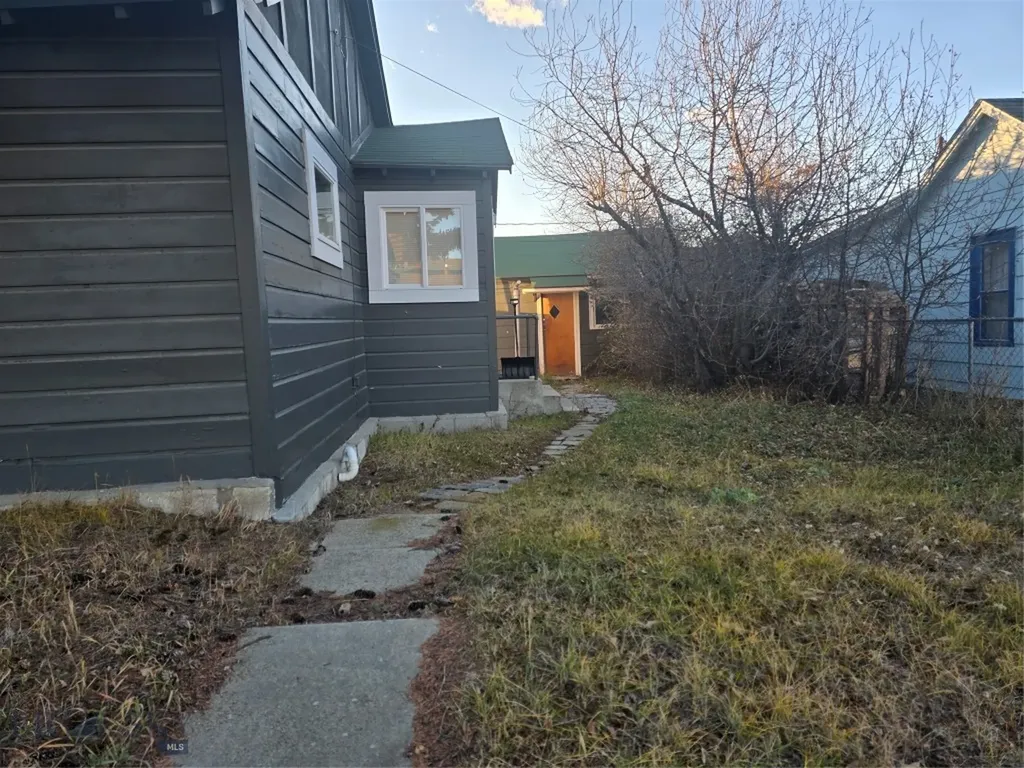 1727 A Street Butte MT 59701