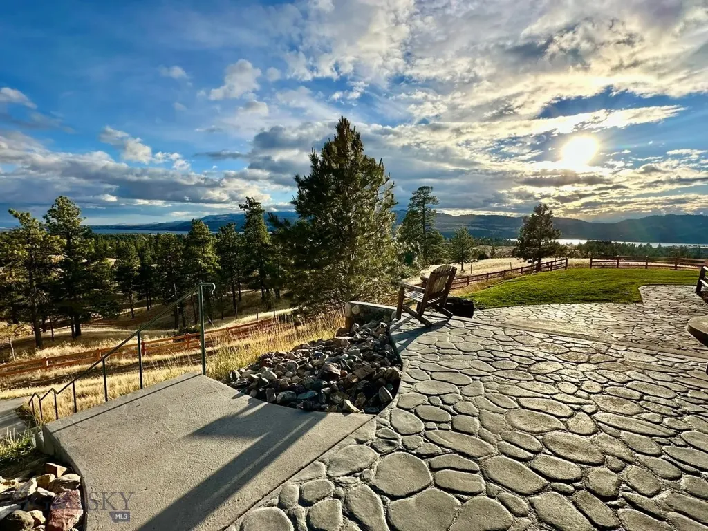 4220 Sunset Ridge Drive Helena MT 59602