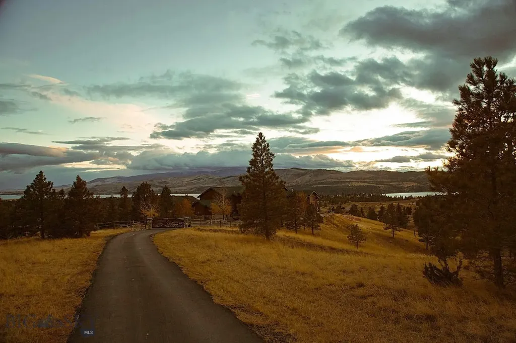 4220 Sunset Ridge Drive Helena MT 59602
