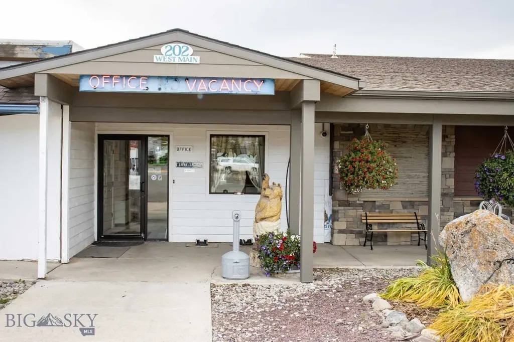 202 & 301 W Main White Sulphur Springs MT 59645