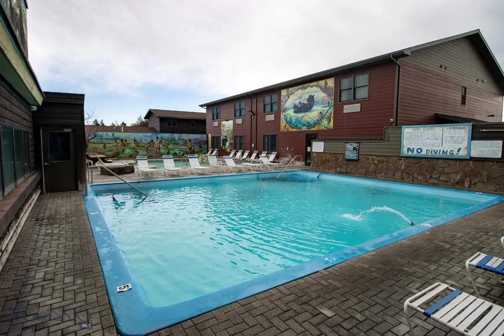202 & 301 W Main White Sulphur Springs MT 59645