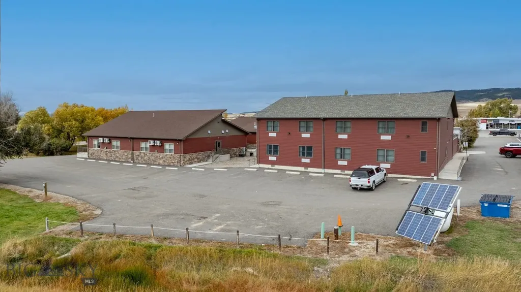 202 & 301 W Main White Sulphur Springs MT 59645