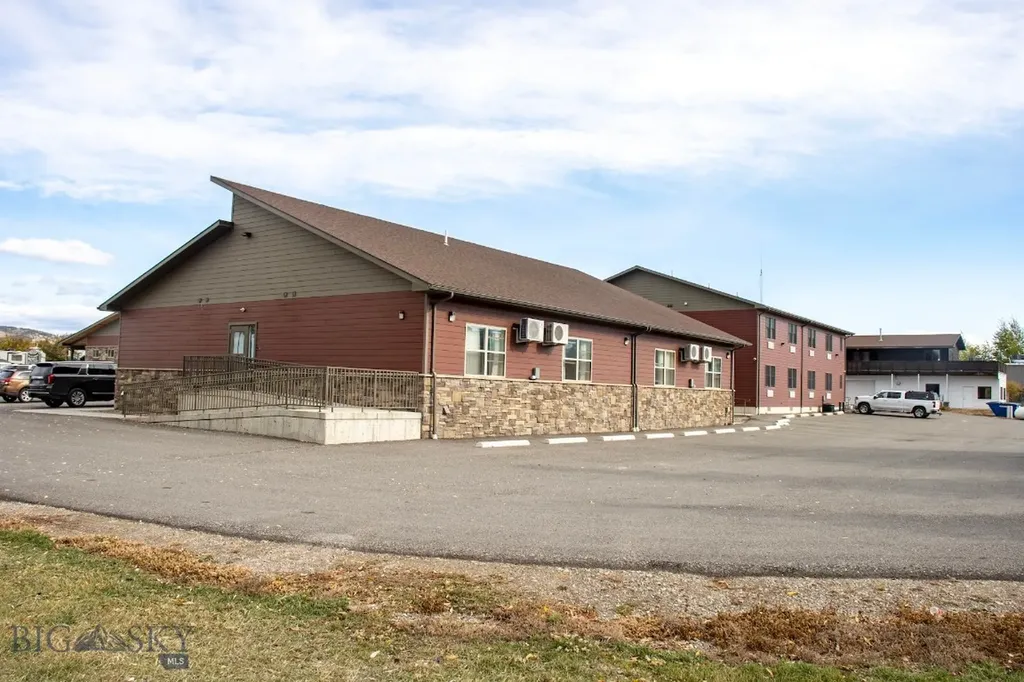 202 & 301 W Main White Sulphur Springs MT 59645